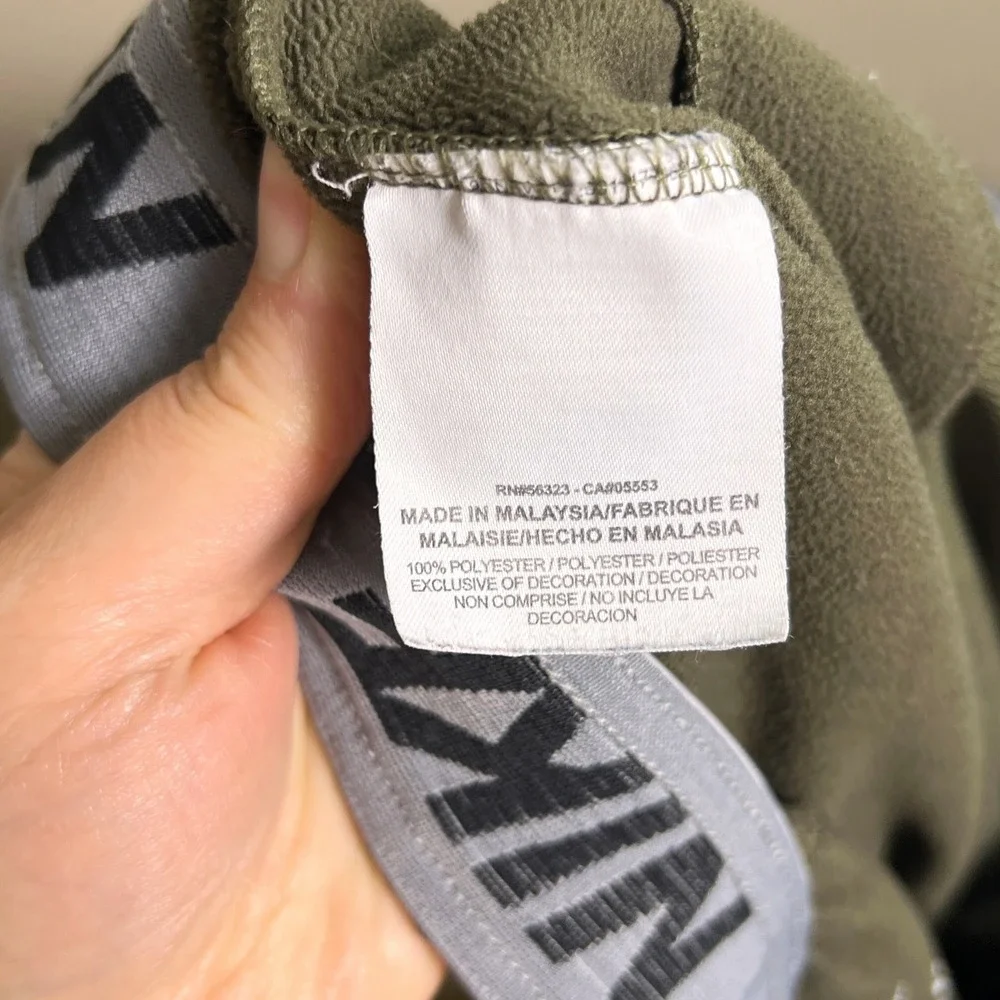 Nike Therma Fit Sweatpants Khaki Green Joggers Medium Flaw